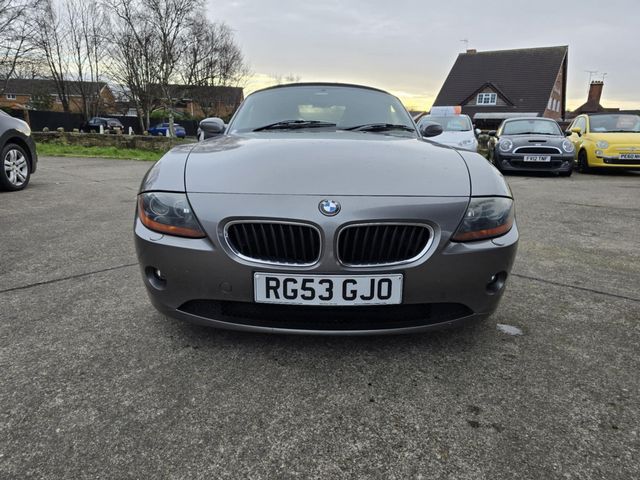 BMW Z4 2.5i Euro 3 2dr (2003) - Picture 2