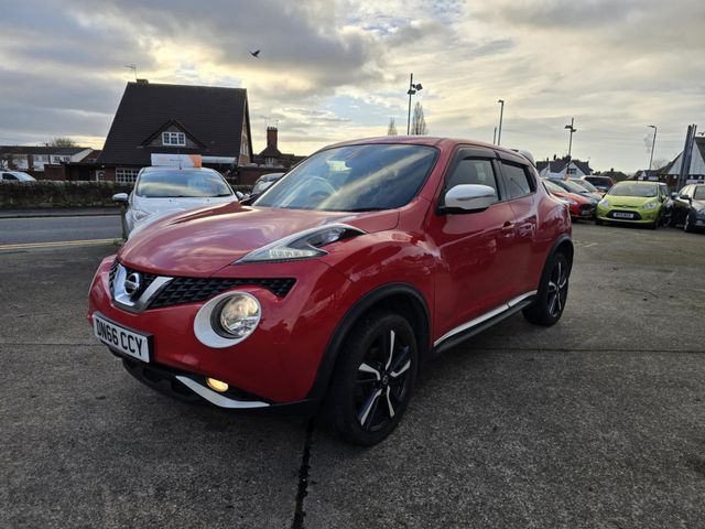 Nissan Juke 1.2 DIG-T N-Connecta Euro 6 (s/s) 5dr (2016) - Picture 5