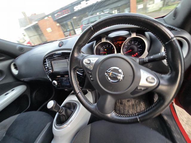 Nissan Juke 1.2 DIG-T N-Connecta Euro 6 (s/s) 5dr (2016) - Picture 9