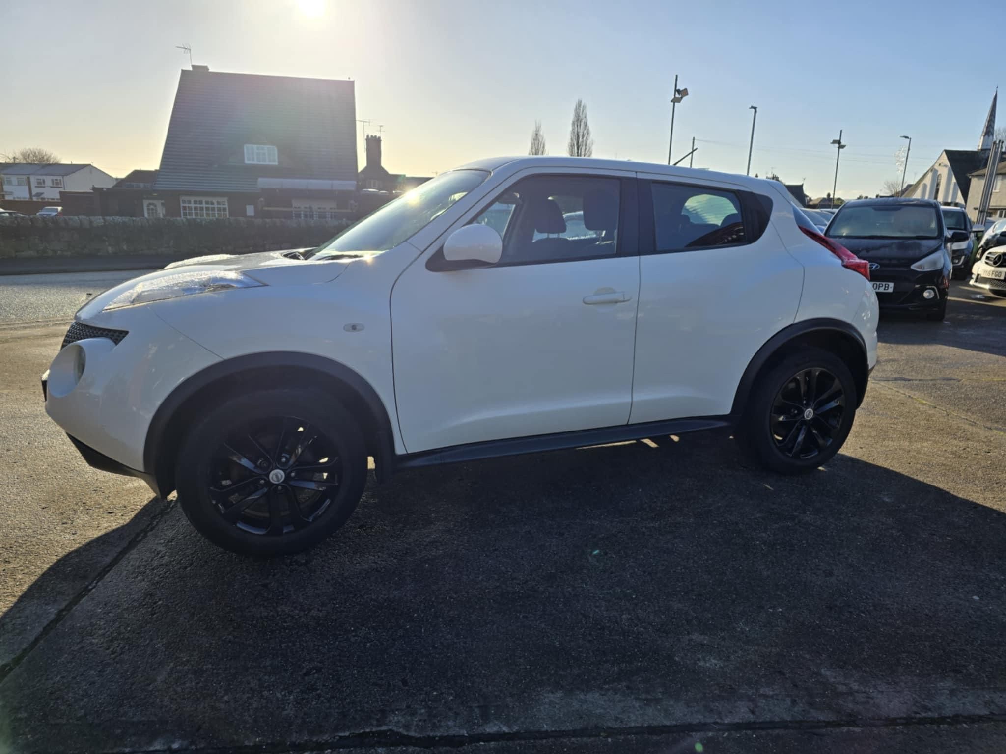 NissanJuke1.6 Acenta Euro 5 (s/s) 5dr for sale