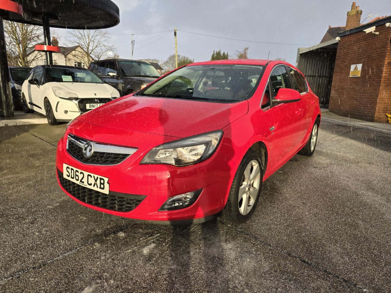 Vauxhall Astra 1.4 16v SRi Euro 5 5dr - Picture 11 of 17