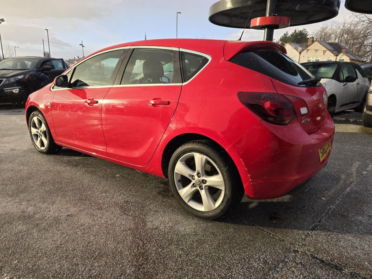 Vauxhall Astra 1.4 16v SRi Euro 5 5dr - Picture 15 of 17