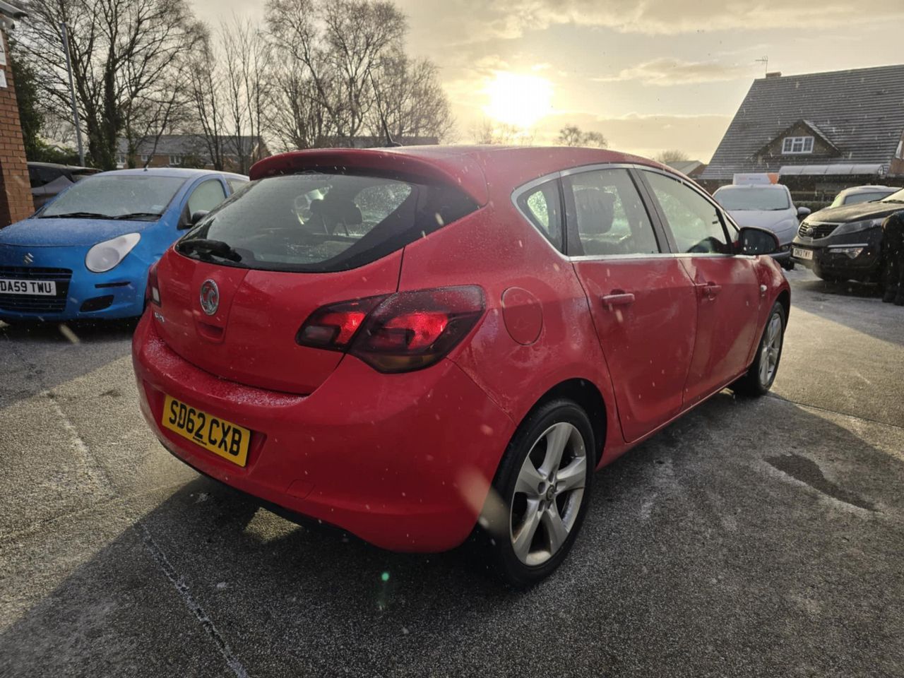 Vauxhall Astra 1.4 16v SRi Euro 5 5dr - Picture 7 of 17