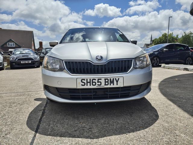 Skoda Fabia 1.4 TDI SE Euro 6 (s/s) 5dr (2015) - Picture 2