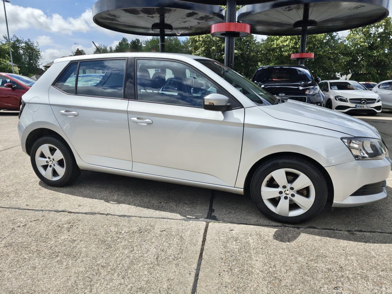 Skoda Fabia 1.4 TDI SE Euro 6 (s/s) 5dr - Picture 14 of 22