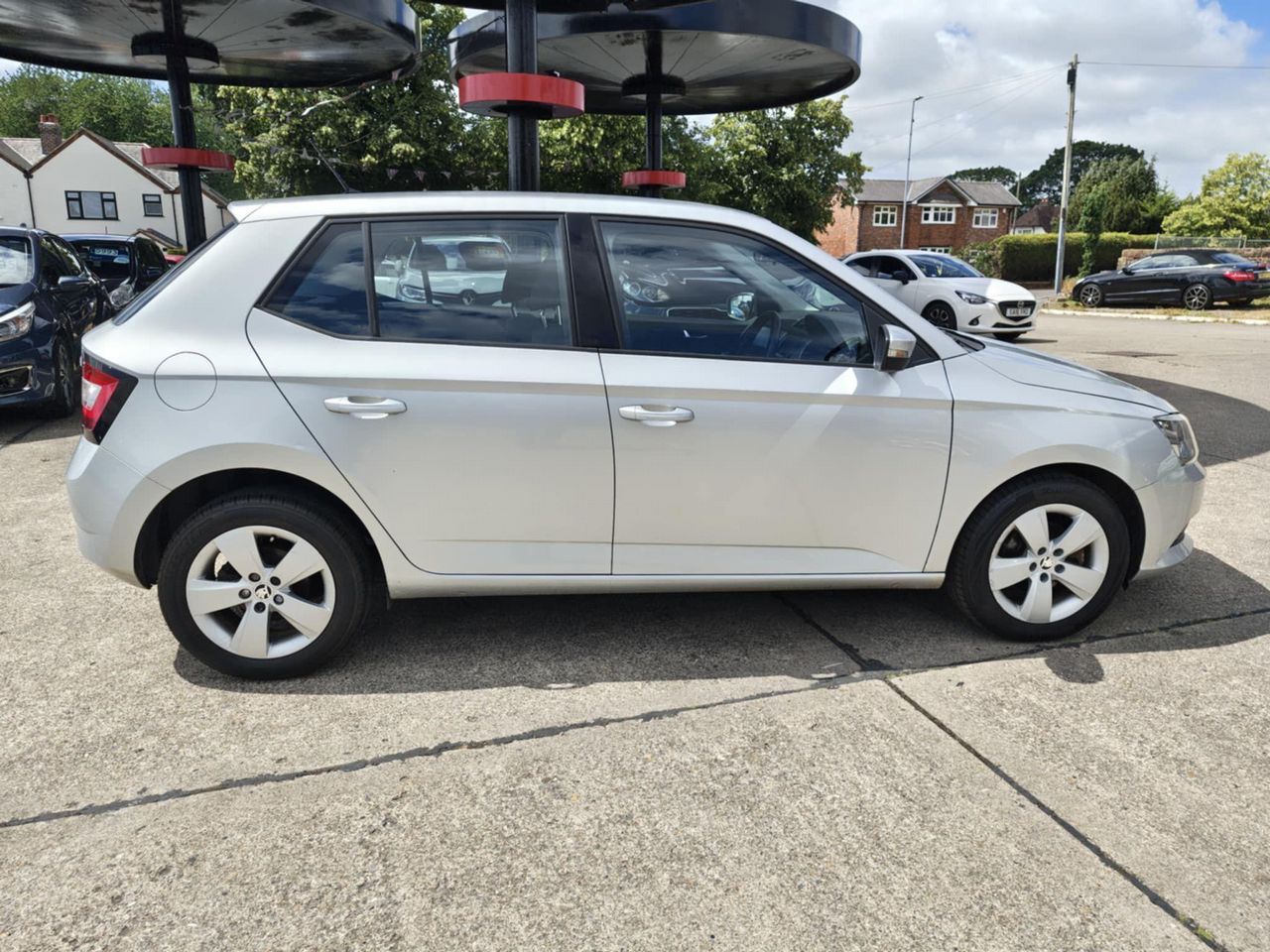 Skoda Fabia 1.4 TDI SE Euro 6 (s/s) 5dr - Picture 15 of 22