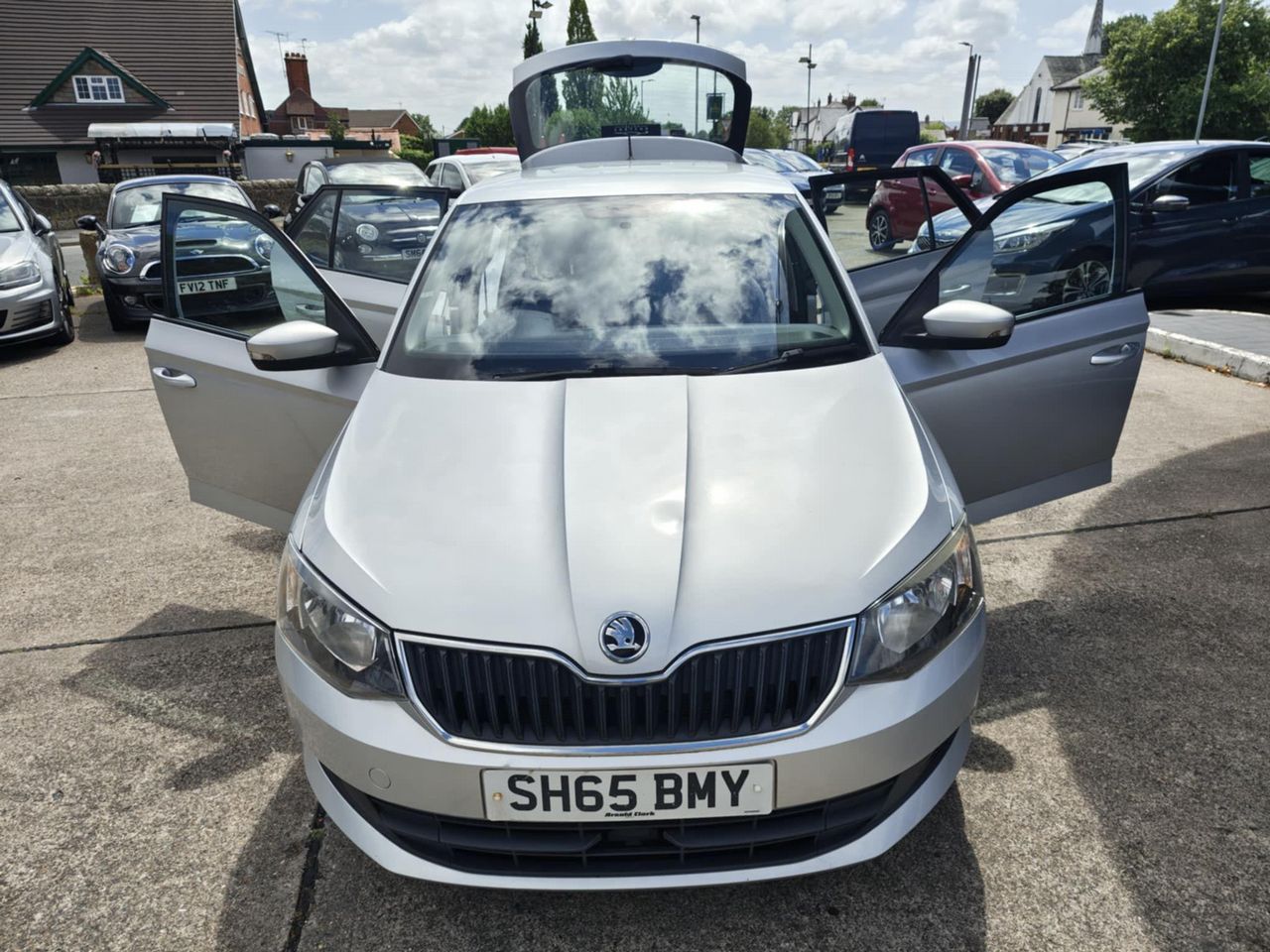 Skoda Fabia 1.4 TDI SE Euro 6 (s/s) 5dr - Picture 6 of 22