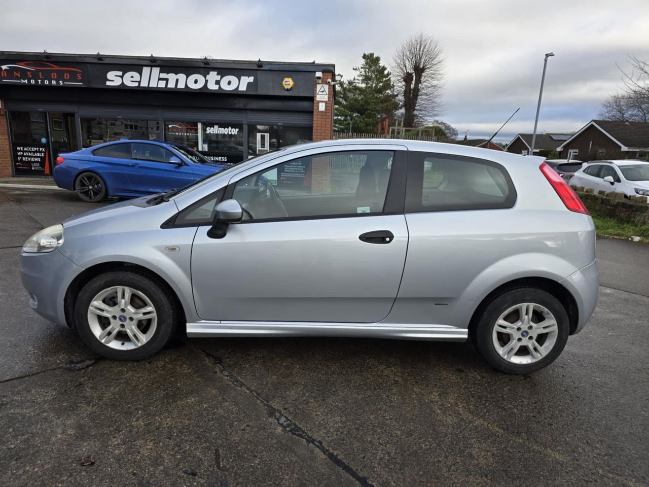 Fiat Grande Punto 1.4 Active Sport 3dr - Picture 12 of 17