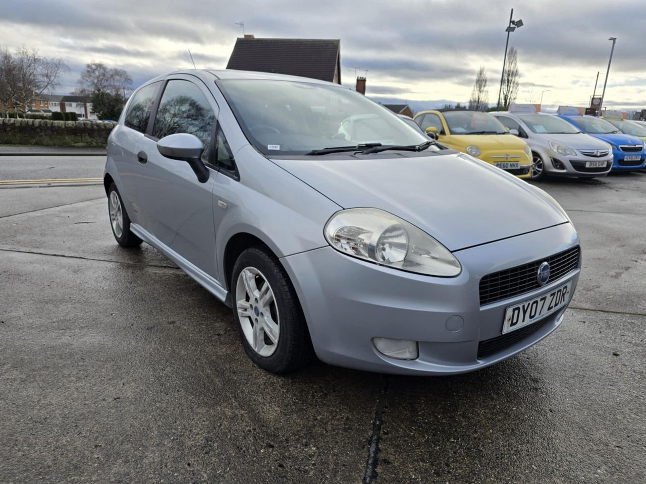 Fiat Grande Punto 1.4 Active Sport 3dr - Picture 6 of 17