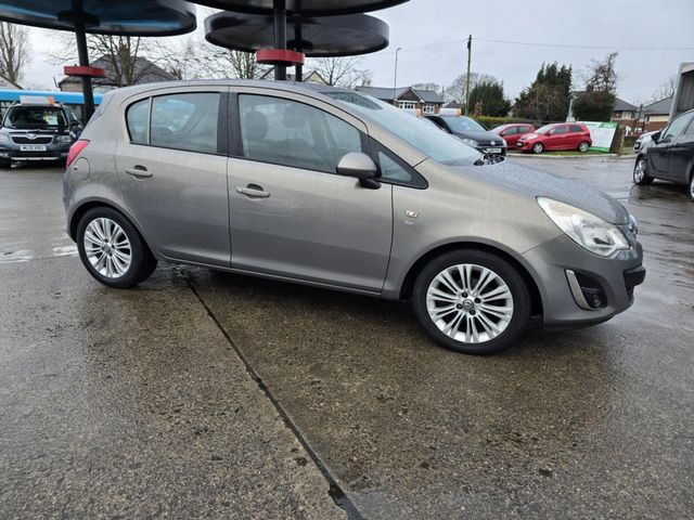 Vauxhall Corsa 1.4 16V SE Auto Euro 5 5dr (2012) - Picture 8