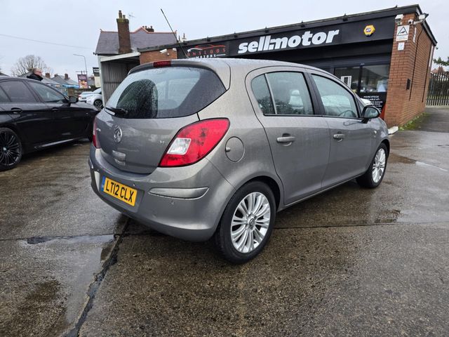 Vauxhall Corsa 1.4 16V SE Auto Euro 5 5dr (2012) - Picture 21