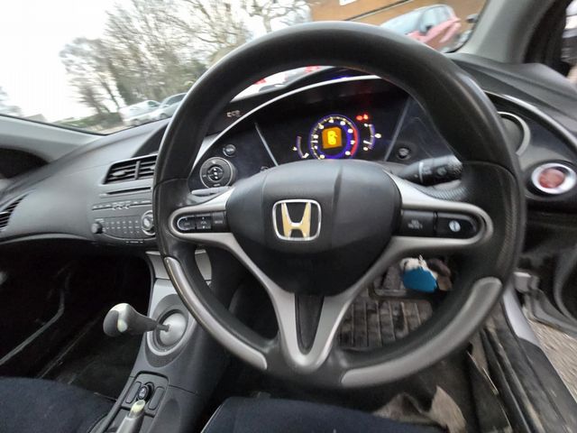 Honda Civic 1.4 i-DSI S 5dr (2006) - Picture 3