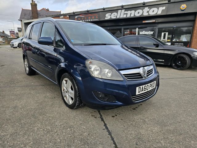 Vauxhall Zafira 1.6 16V Energy Euro 5 5dr (2011) - Picture 2