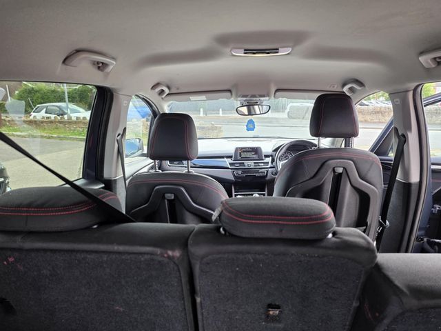 BMW 2 Series Gran Tourer 1.5 218i Sport Euro 6 (s/s) 5dr (2016) - Picture 17