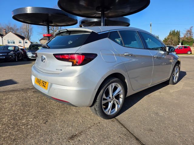 Vauxhall Astra 1.0i Turbo ecoFLEX SRi Nav Euro 6 (s/s) 5dr (2016) - Picture 11