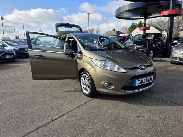 Ford Fiesta 1.4 Zetec 5dr (2012) - Picture 7