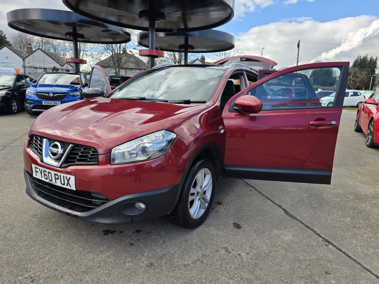 Nissan Qashqai 1.5 dCi n-tec 2WD Euro 4 5dr - Picture 10 of 18