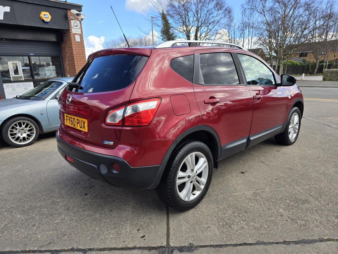 Nissan Qashqai 1.5 dCi n-tec 2WD Euro 4 5dr - Picture 18 of 18