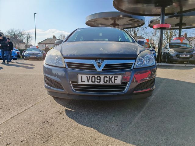 Vauxhall Astra 1.6i 16v Life 5dr (2009) - Picture 5