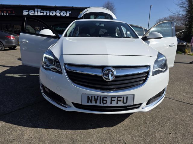 Vauxhall Insignia 1.8i SRi Nav Euro 6 5dr (2016) - Picture 12