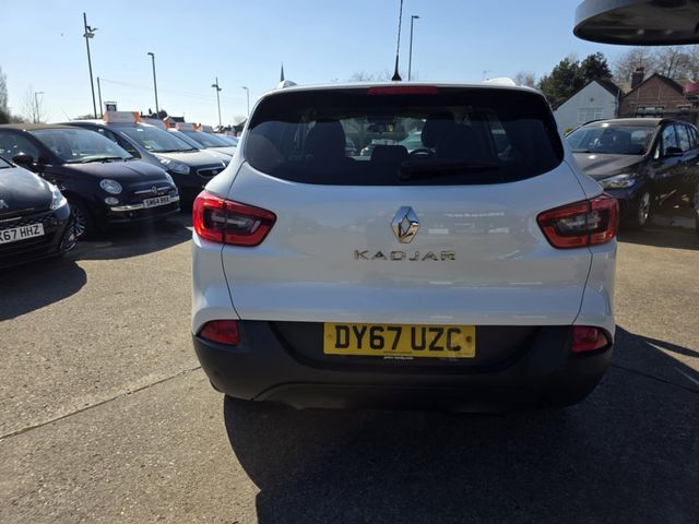 Renault Kadjar 1.2 TCe Dynamique S Nav Euro 6 (s/s) 5dr (2017) - Picture 15