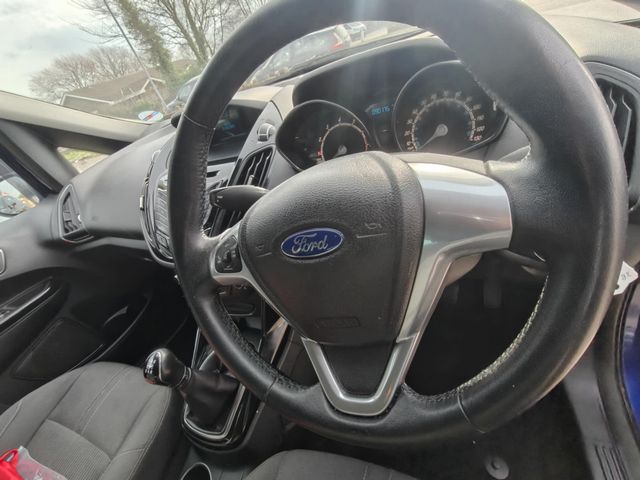 Ford B-Max 1.4 Zetec Euro 5 5dr (2015) - Picture 20
