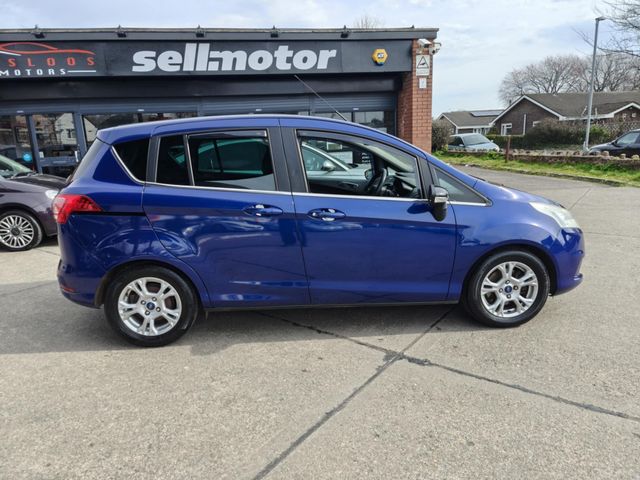 Ford B-Max 1.4 Zetec Euro 5 5dr (2015) - Picture 8