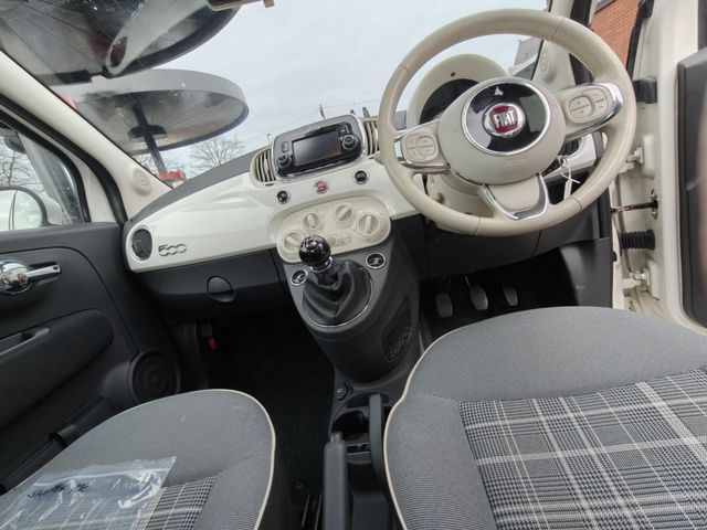 Fiat 500 1.2 Lounge Euro 6 (s/s) 3dr (2016) - Picture 15