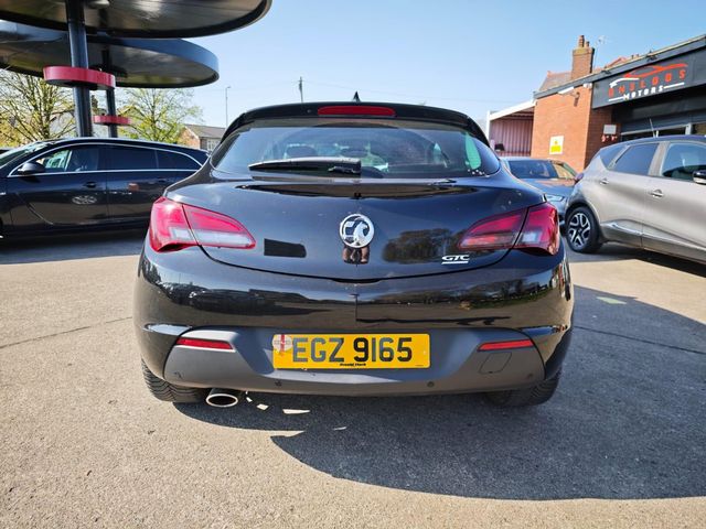Vauxhall Astra GTC 1.4i Turbo SRi Euro 6 (s/s) 3dr (2017) - Picture 8