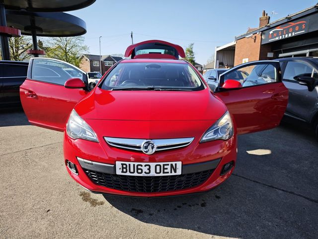 Vauxhall Astra GTC 2.0 CDTi SRi Euro 5 (s/s) 3dr (2013) - Picture 8