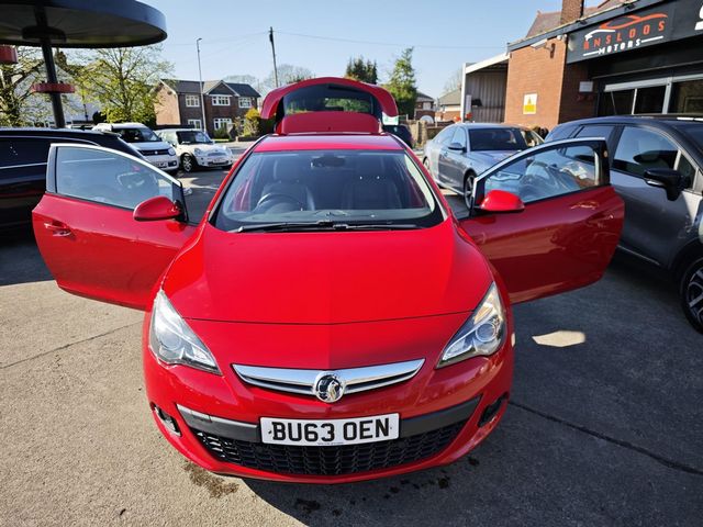 Vauxhall Astra GTC 2.0 CDTi SRi Euro 5 (s/s) 3dr (2013) - Picture 9