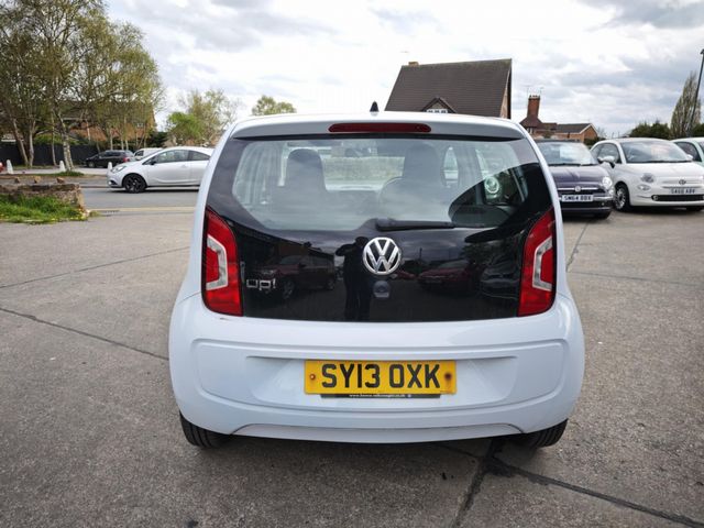 Volkswagen up! 1.0 Take up! Euro 5 5dr (2013) - Picture 10