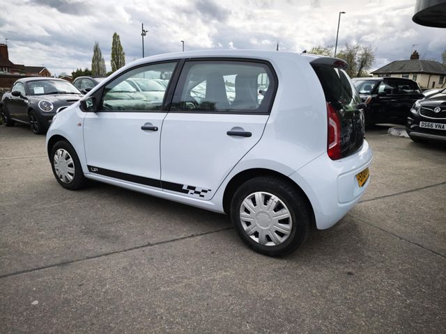 Volkswagen up! 1.0 Take up! Euro 5 5dr (2013) - Picture 7