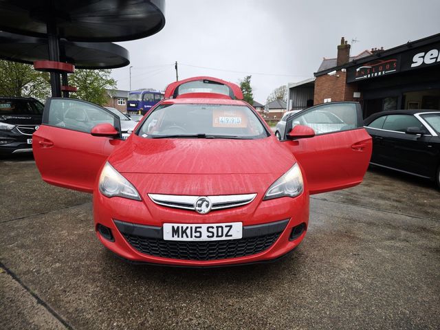 Vauxhall Astra GTC 1.4T 16V Sport Euro 5 (s/s) 3dr (2015) - Picture 18