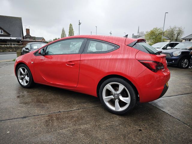 Vauxhall Astra GTC 1.4T 16V Sport Euro 5 (s/s) 3dr (2015) - Picture 5
