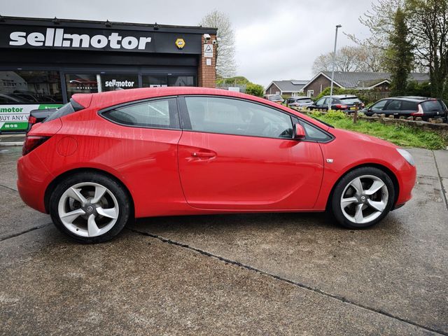 Vauxhall Astra GTC 1.4T 16V Sport Euro 5 (s/s) 3dr (2015) - Picture 9