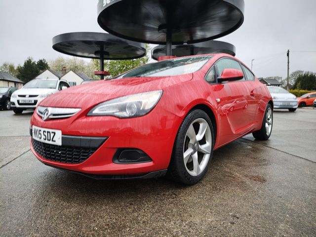 Vauxhall Astra GTC 1.4T 16V Sport Euro 5 (s/s) 3dr (2015) - Picture 3