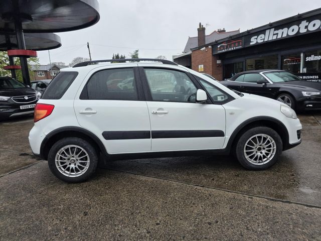 Suzuki SX4 1.6 SZ5 4Grip Euro 5 5dr (2012) - Picture 10