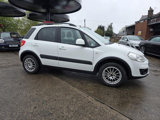 Suzuki SX4 1.6 SZ5 4Grip Euro 5 5dr (2012) - Picture 11