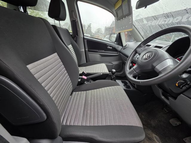 Suzuki SX4 1.6 SZ5 4Grip Euro 5 5dr (2012) - Picture 12