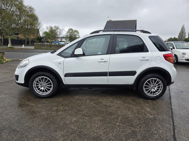 Suzuki SX4 1.6 SZ5 4Grip Euro 5 5dr (2012) - Picture 5