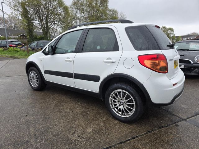 Suzuki SX4 1.6 SZ5 4Grip Euro 5 5dr (2012) - Picture 6