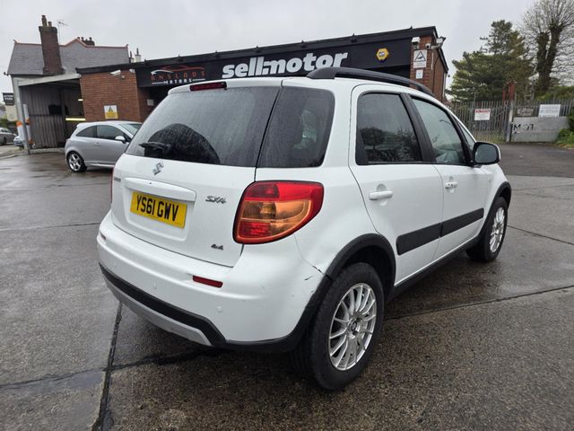 Suzuki SX4 1.6 SZ5 4Grip Euro 5 5dr (2012) - Picture 9