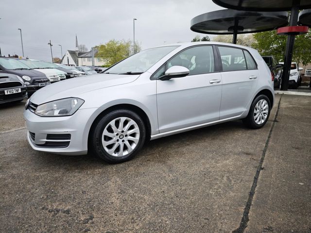 Volkswagen Golf 1.6 TDI BlueMotion Tech S Euro 5 (s/s) 5dr (2013) - Picture 10