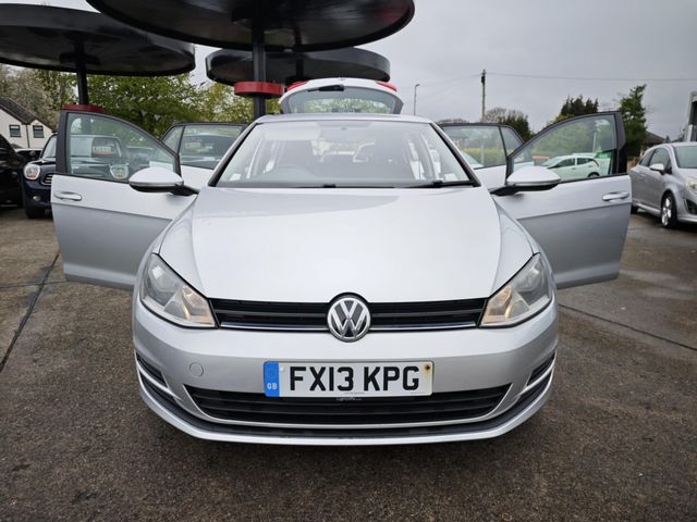 Volkswagen Golf 1.6 TDI BlueMotion Tech S Euro 5 (s/s) 5dr (2013) - Picture 4
