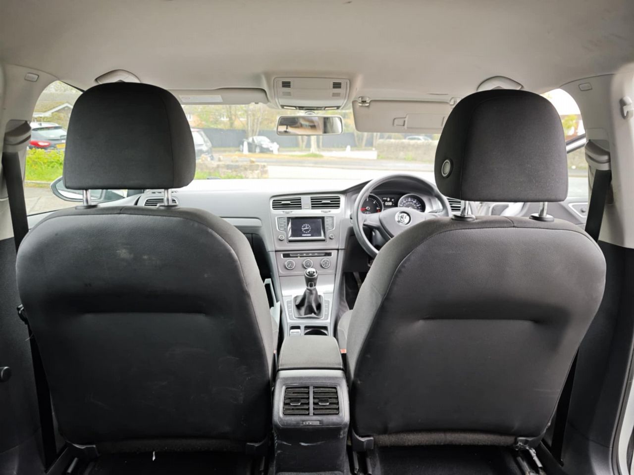 Volkswagen Golf 1.6 TDI BlueMotion Tech S Euro 5 (s/s) 5dr - Picture 11 of 19