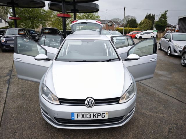 Volkswagen Golf 1.6 TDI BlueMotion Tech S Euro 5 (s/s) 5dr (2013) - Picture 18