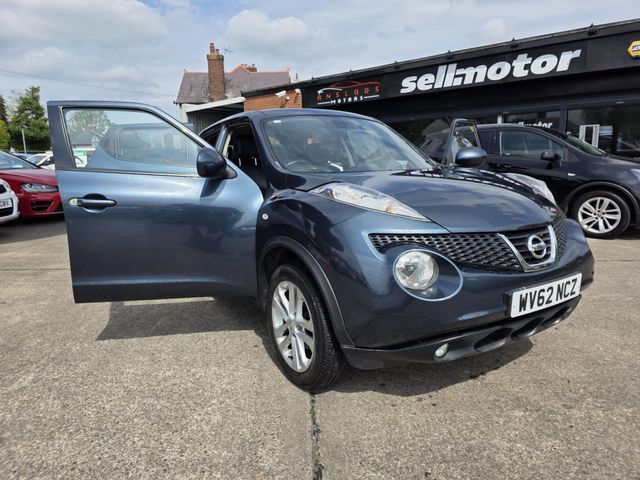 Nissan Juke 1.5 dCi 8v Tekna Euro 5 (s/s) 5dr (2012) - Picture 2