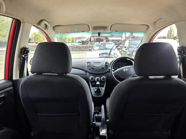 Hyundai i10 1.2 Active Euro 5 5dr (2012) - Picture 3