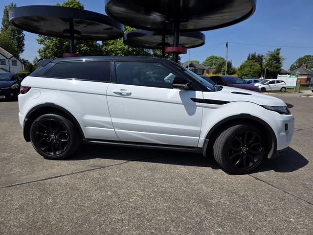 Land Rover Range Rover Evoque 2.2 SD4 Dynamic Auto 4WD Euro 5 (s/s) 3dr (2014) - Picture 3